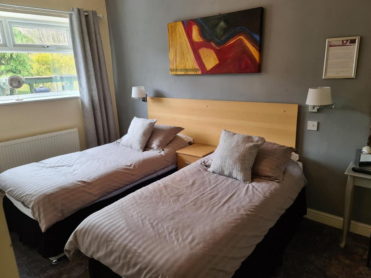 The Shady Oak Country Inn Taxal 外观 照片